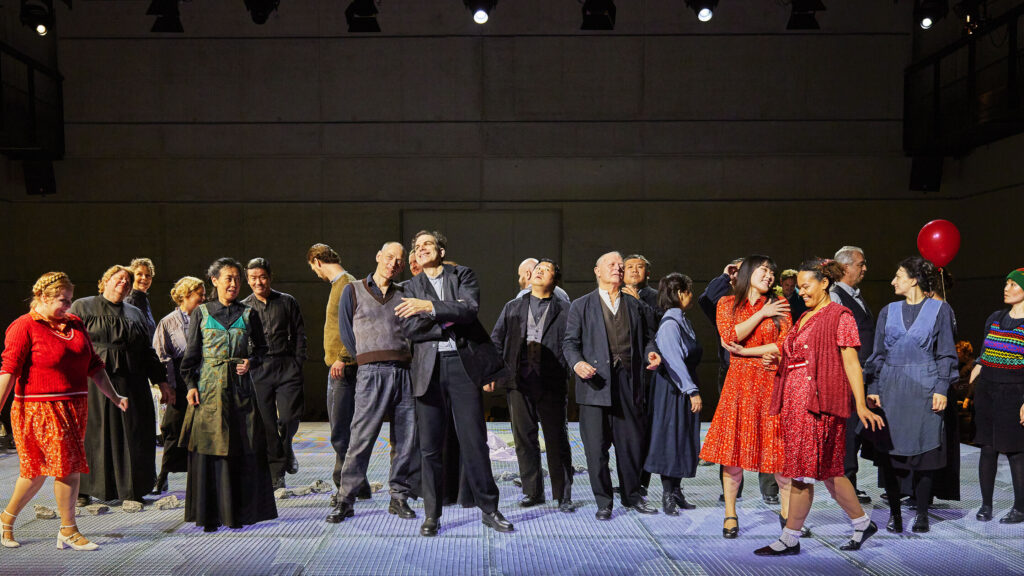 karl_und_anna_ensemble_nik_schoelzel_h8a1743karlundannakhp